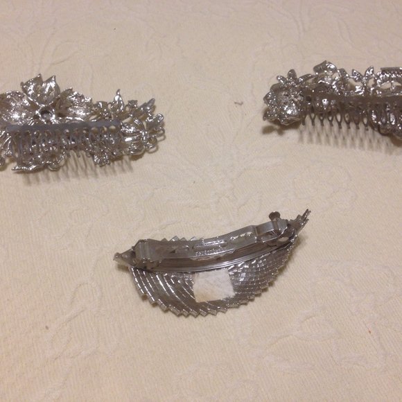 Bundle deal: (2) Rhinestone hair combs & (1) Rhinestone barrette - Picture 6 of 7